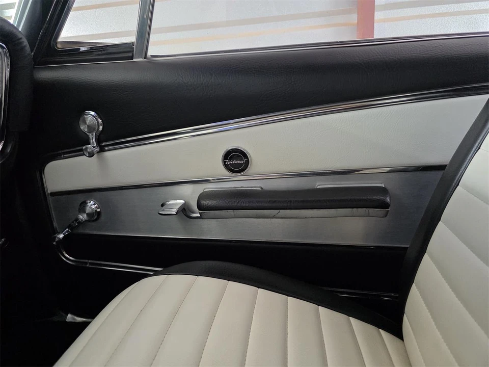 1966 Buick Wildcat - Image 11 of 31
