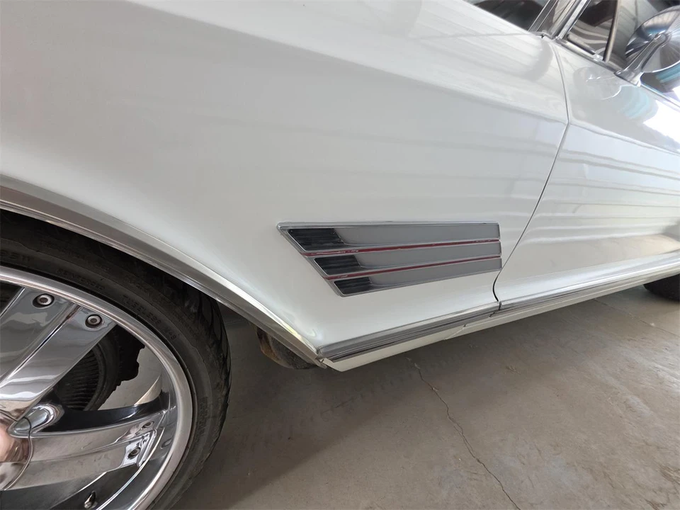 1966 Buick Wildcat - Image 28 of 31
