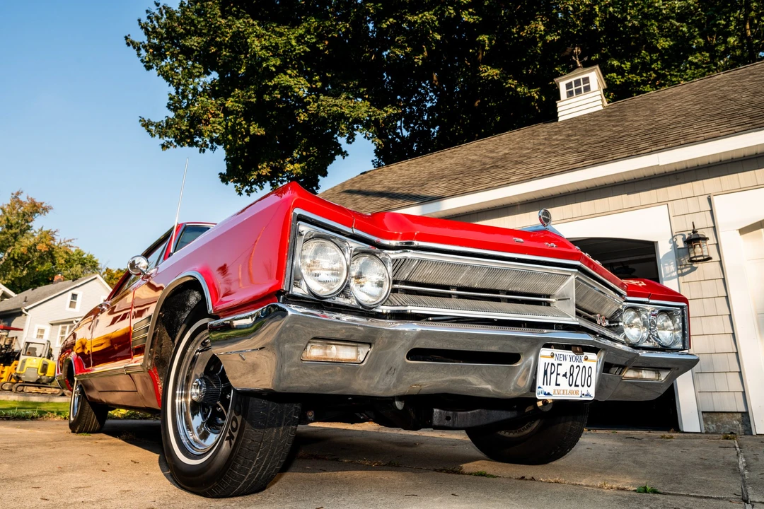 1966 Buick Wildcat - Image 10 of 31