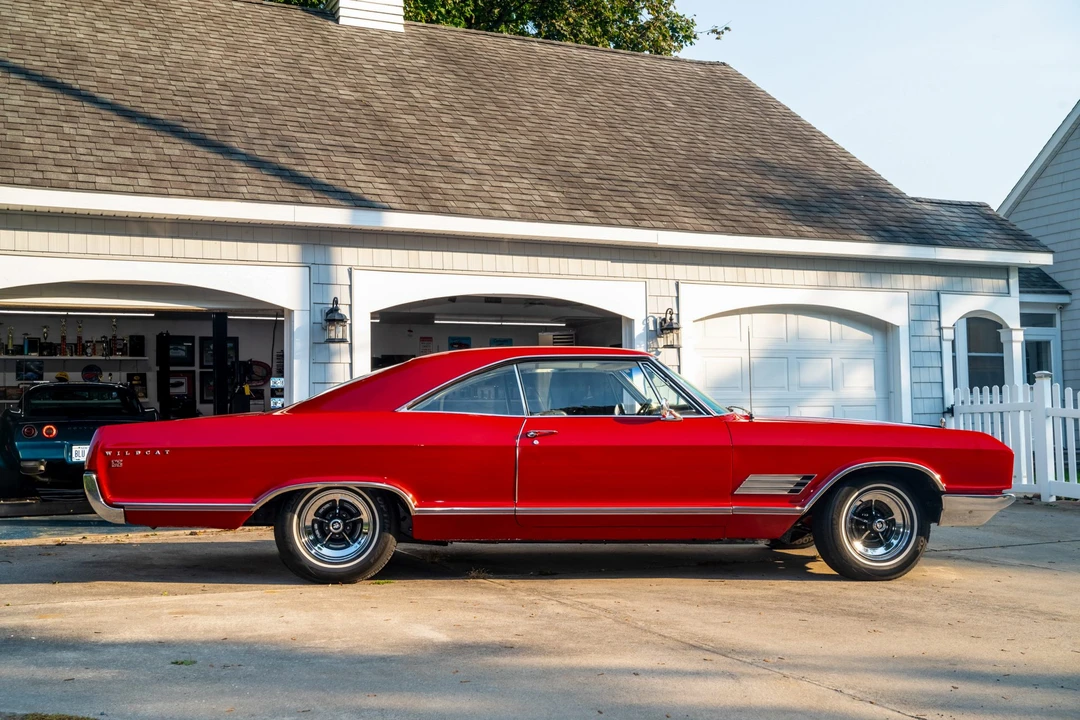 1966 Buick Wildcat - Image 8 of 31