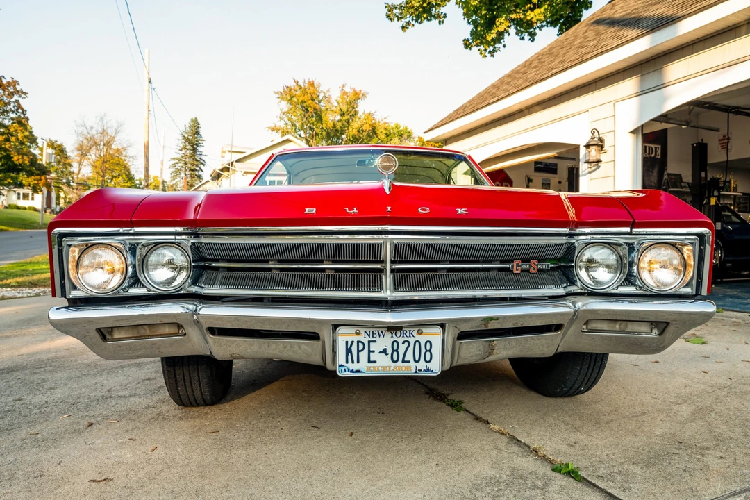 1966 Buick Wildcat - Image 12 of 31