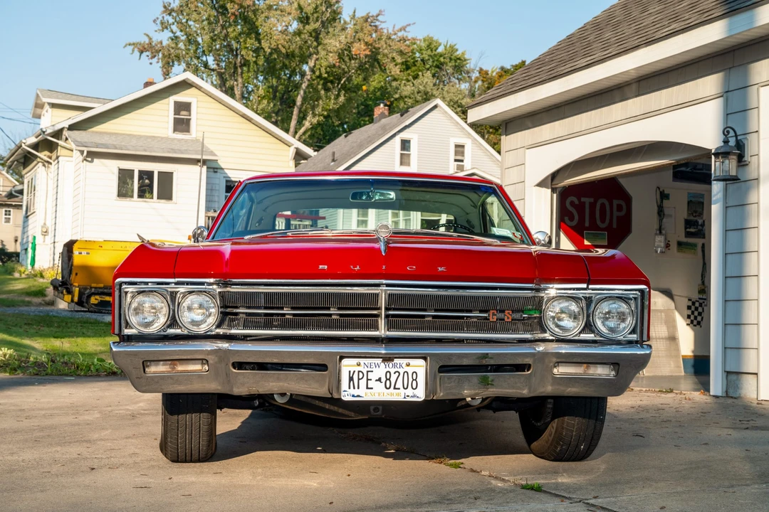 1966 Buick Wildcat - Image 11 of 31