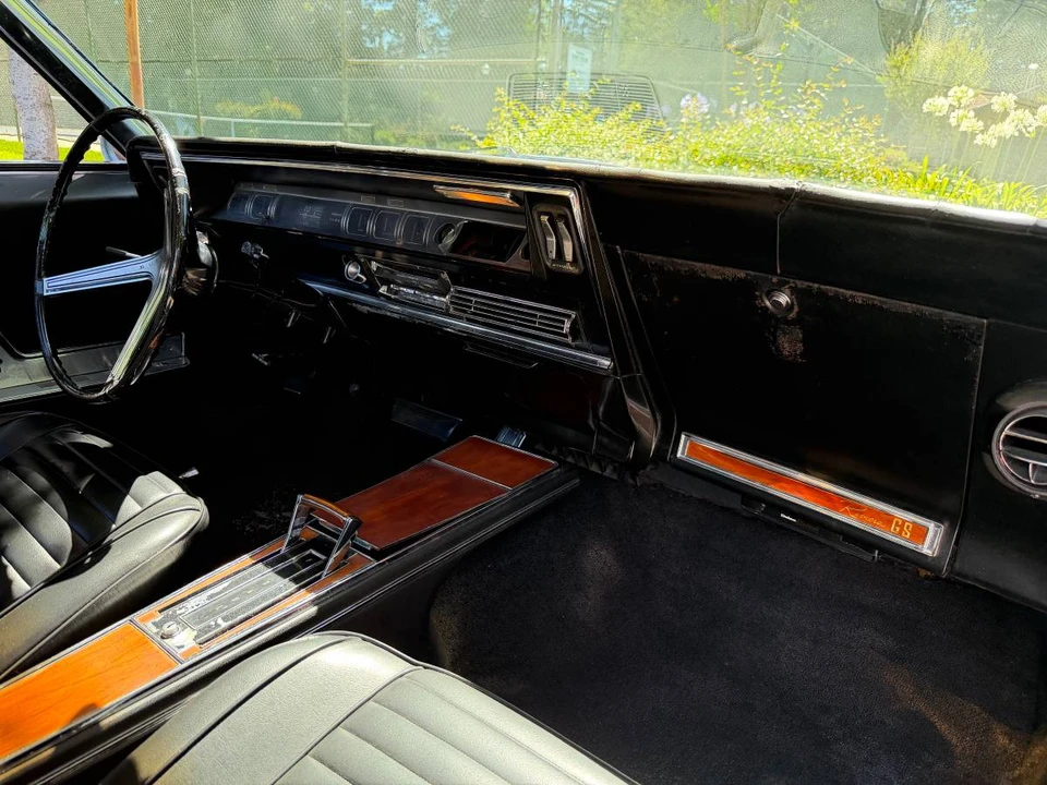 1966 Buick Riviera 2nd Gen - Image 11 of 12