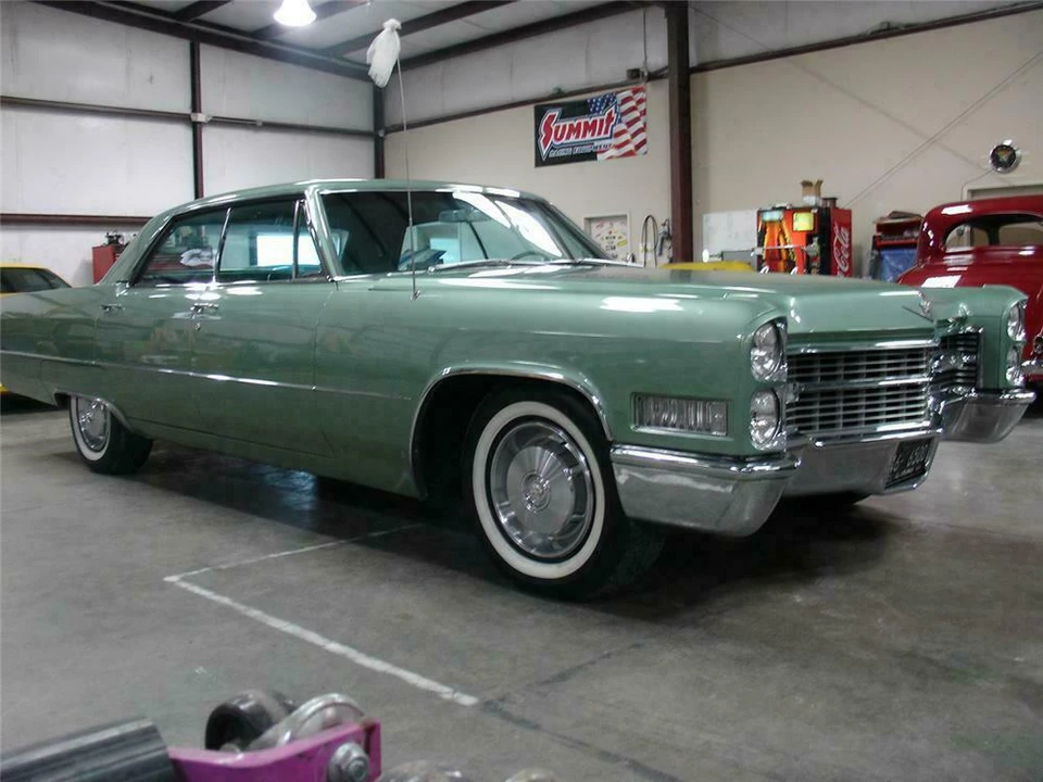 1966 Cadillac Calais - Image 4 of 4