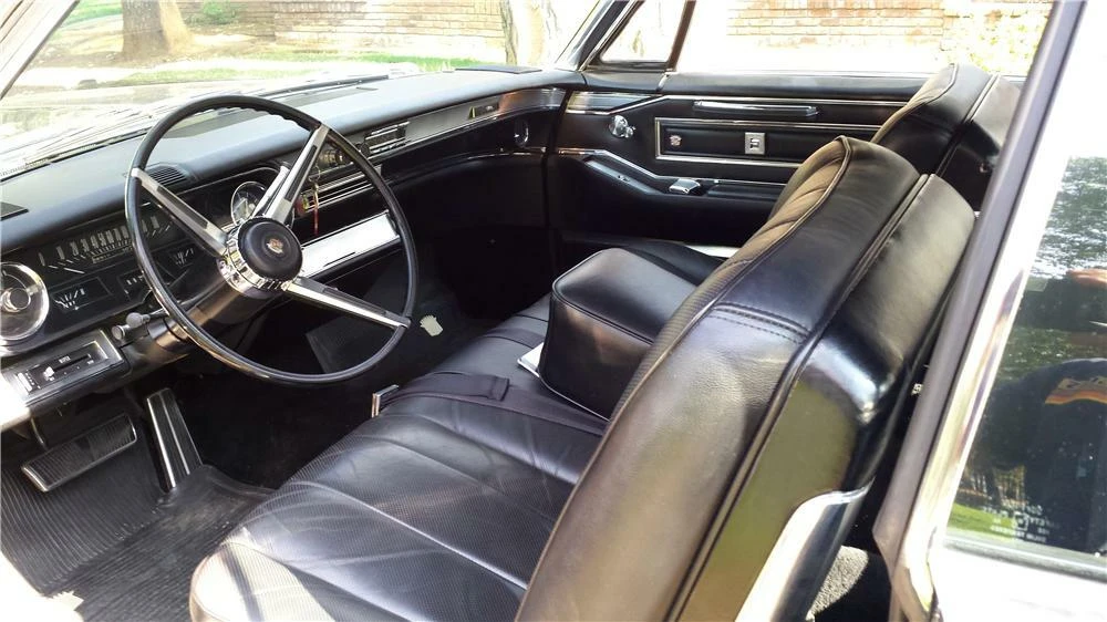1966 Cadillac DeVille 3rd Gen - Image 4 of 5