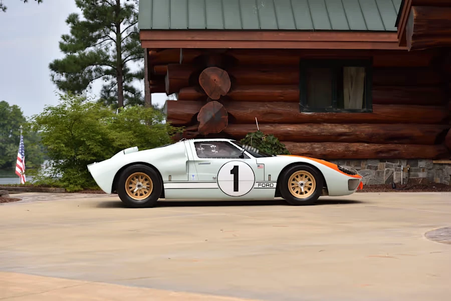 1966 Ford GT40 - Image 2 of 31