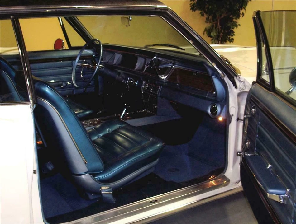 1966 Chevrolet Caprice - Image 4 of 5