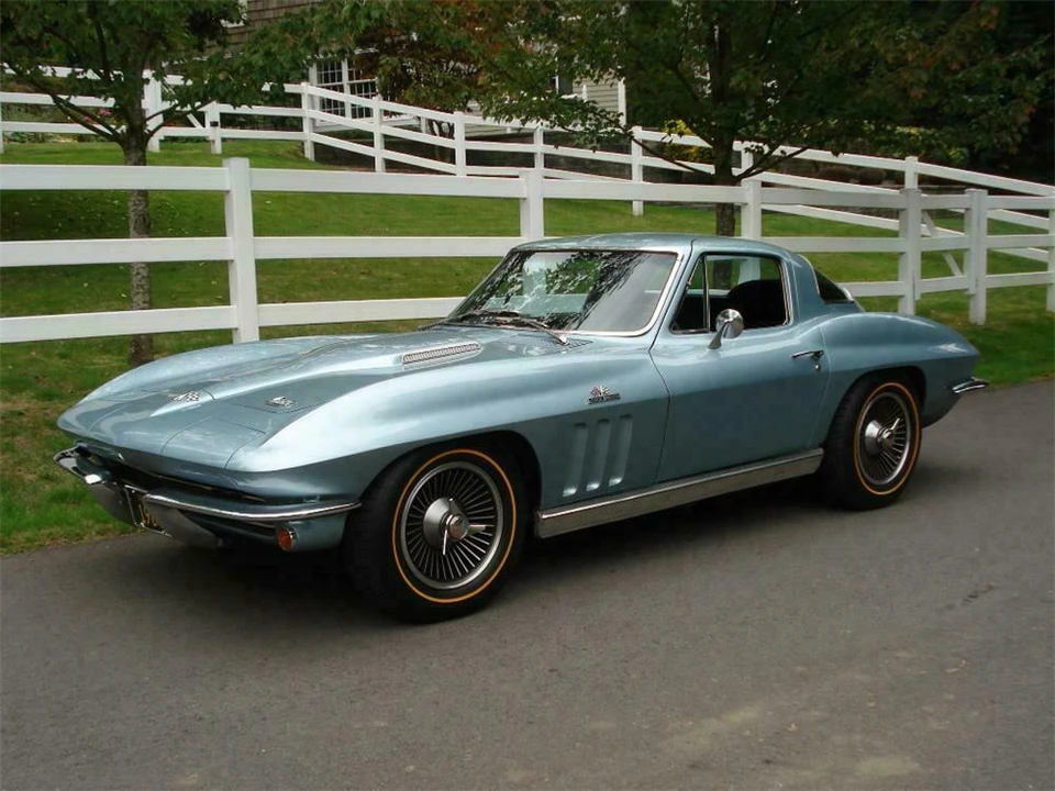 1966 Chevrolet Corvette C2 - Image 2 of 5
