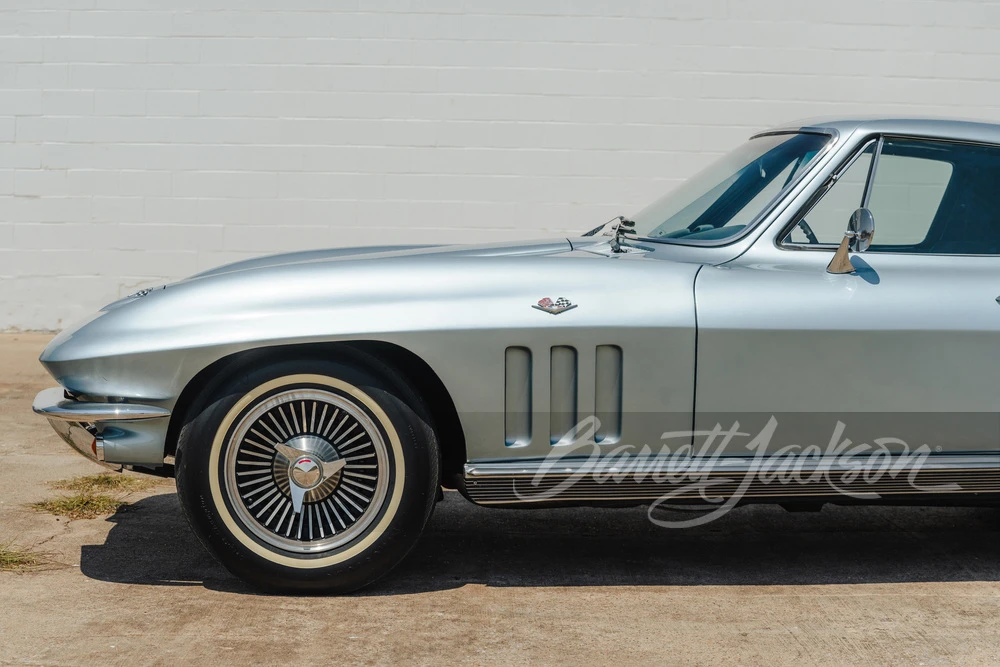 1966 Chevrolet Corvette C2 - Image 19 of 31