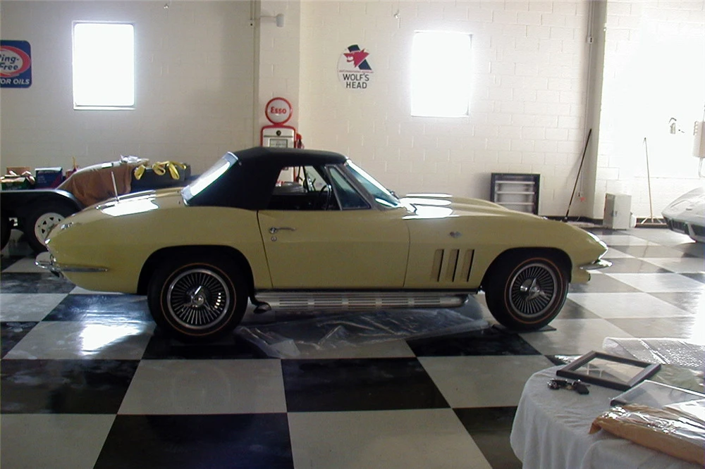 1966 Chevrolet Corvette C2 - Image 5 of 5
