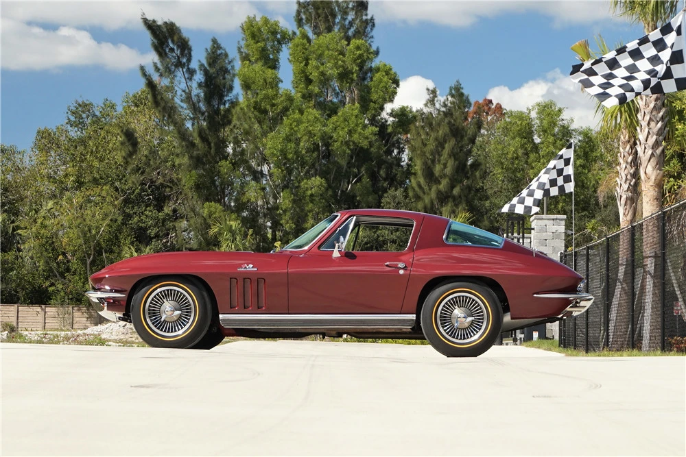 1966 Chevrolet Corvette C2 - Image 10 of 10