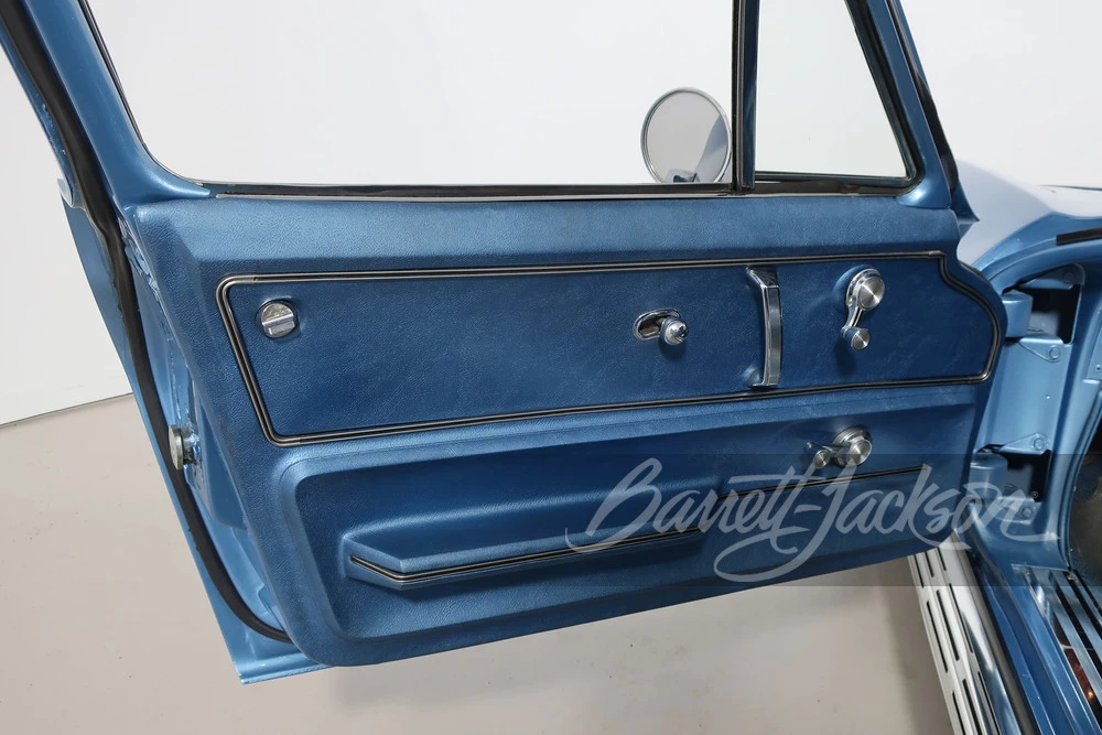 1966 Chevrolet Corvette C2 - Image 10 of 24