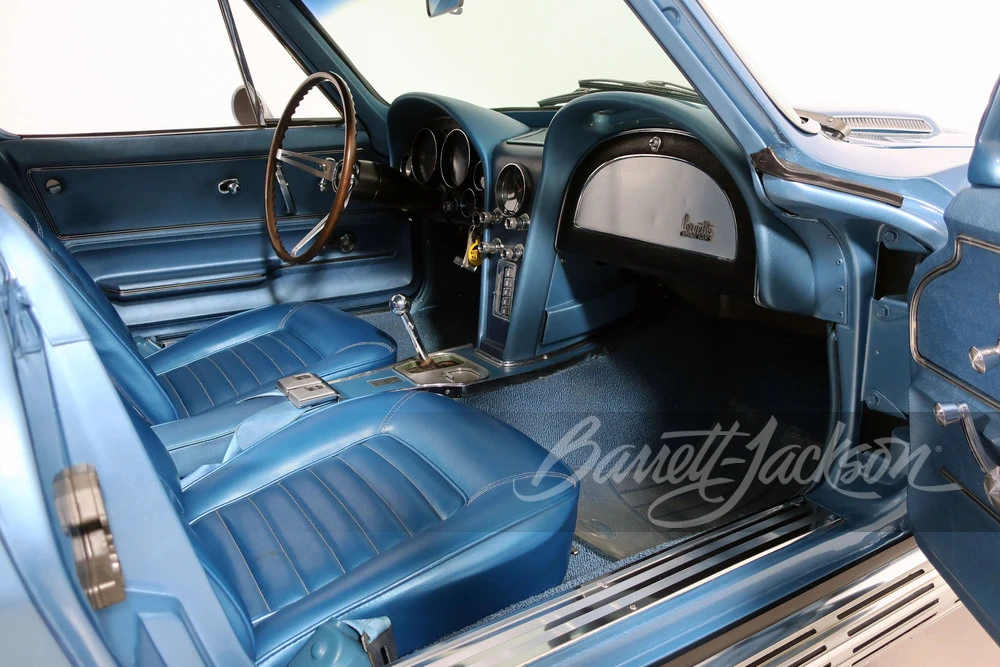 1966 Chevrolet Corvette C2 - Image 19 of 24
