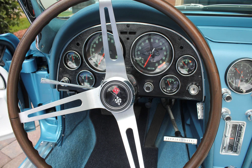 1966 Chevrolet Corvette C2 - Image 8 of 9