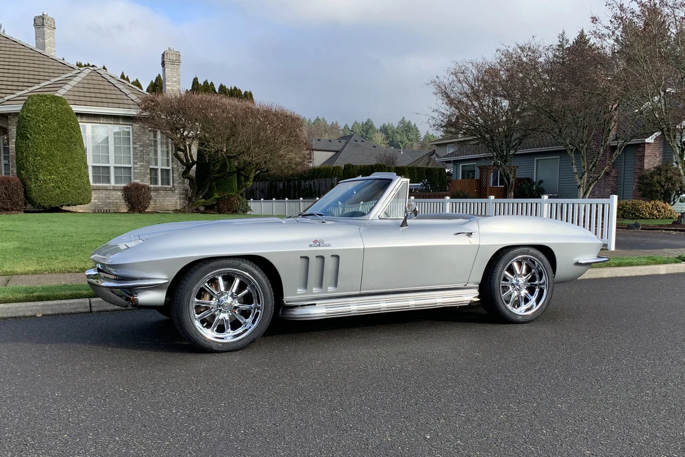 1966 Chevrolet Corvette C2 - Image 2 of 5
