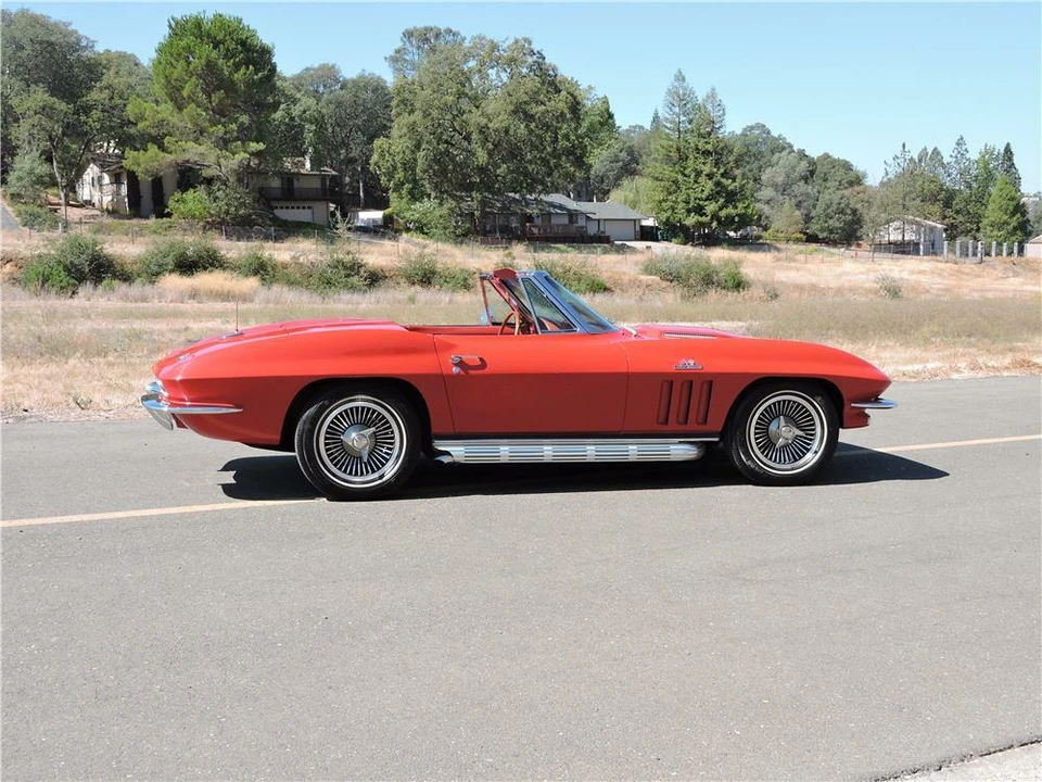 1966 Chevrolet Corvette C2 - Image 5 of 5
