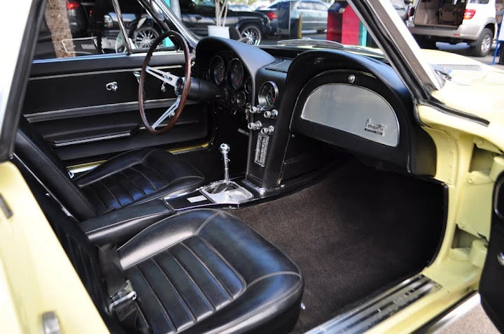 1966 Chevrolet Corvette C2 - Image 4 of 5