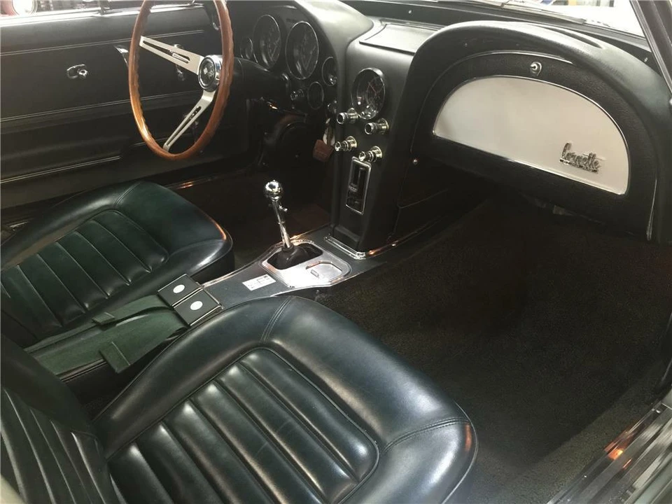 1966 Chevrolet Corvette C2 - Image 4 of 5