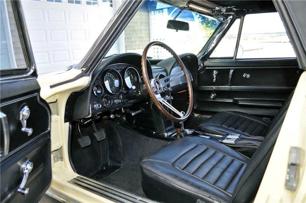 1966 Chevrolet Corvette C2 - Image 3 of 5