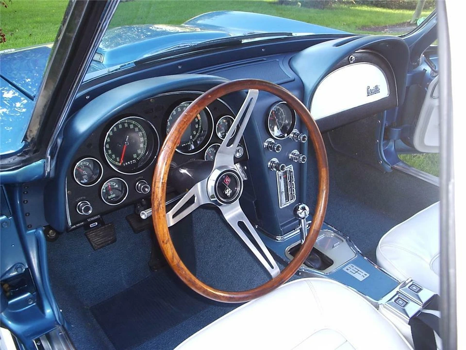 1966 Chevrolet Corvette C2 - Image 3 of 3