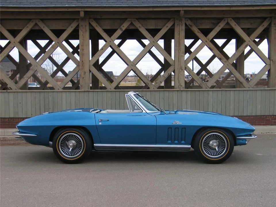 1966 Chevrolet Corvette C2 - Image 5 of 5