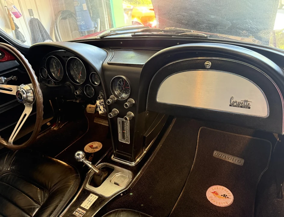 1966 Chevrolet Corvette C2 - Image 15 of 21