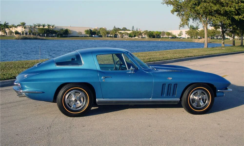 1966 Chevrolet Corvette C2 - Image 3 of 3