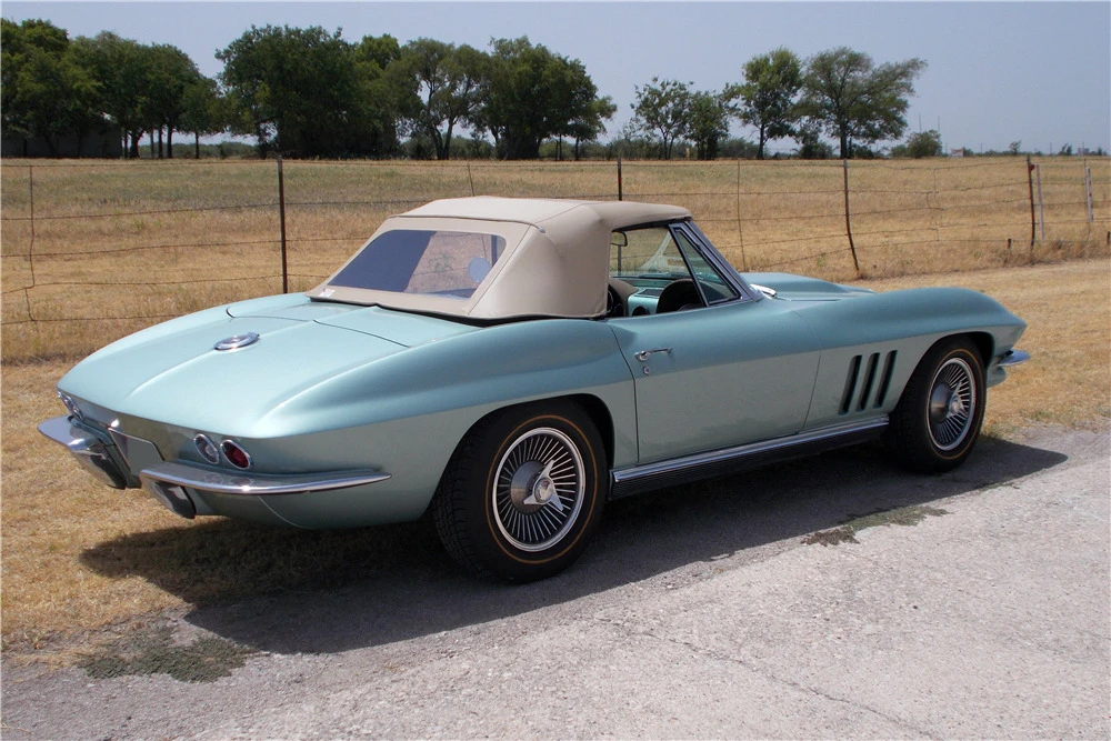 1966 Chevrolet Corvette C2 - Image 8 of 10