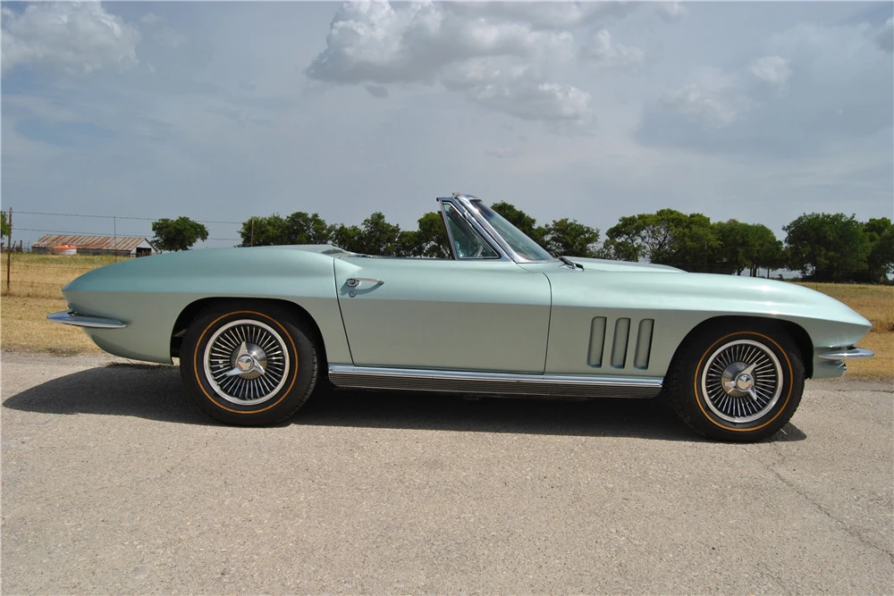1966 Chevrolet Corvette C2 - Image 10 of 10