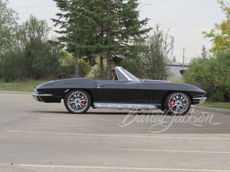 1966 Chevrolet Corvette C2 - Image 10 of 12