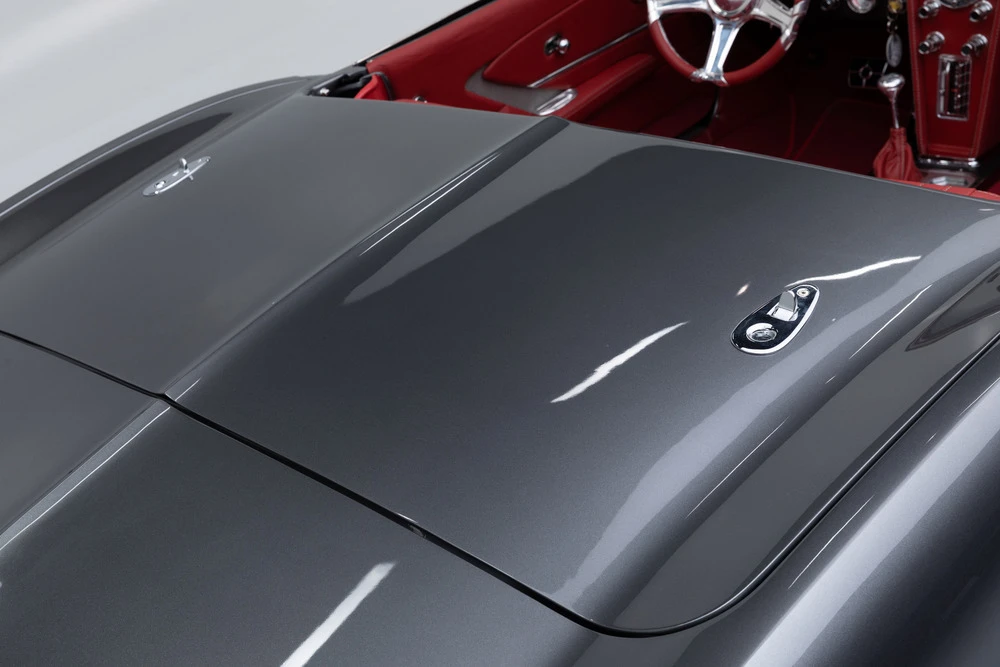 1966 Chevrolet Corvette C2 - Image 30 of 31