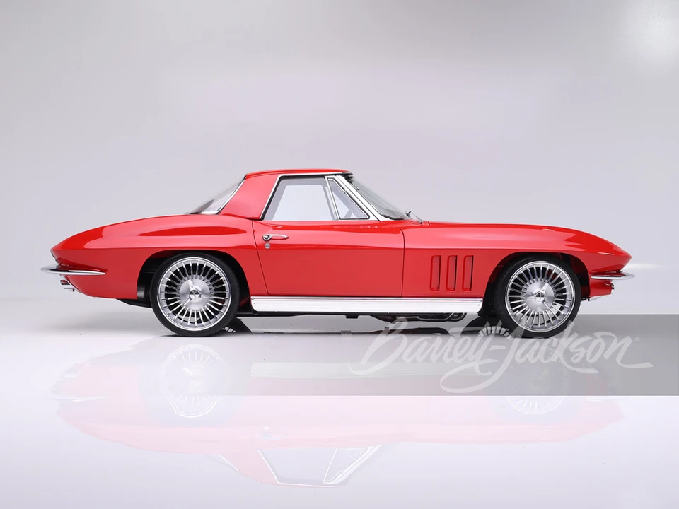 1966 Chevrolet Corvette C2 - Image 16 of 31