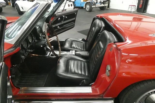 1966 Chevrolet Corvette C2 - Image 13 of 20