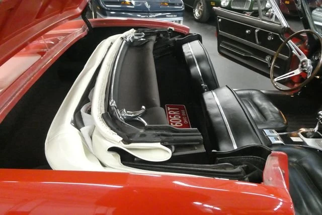 1966 Chevrolet Corvette C2 - Image 19 of 20