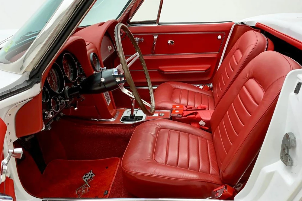 1966 Chevrolet Corvette C2 - Image 4 of 5