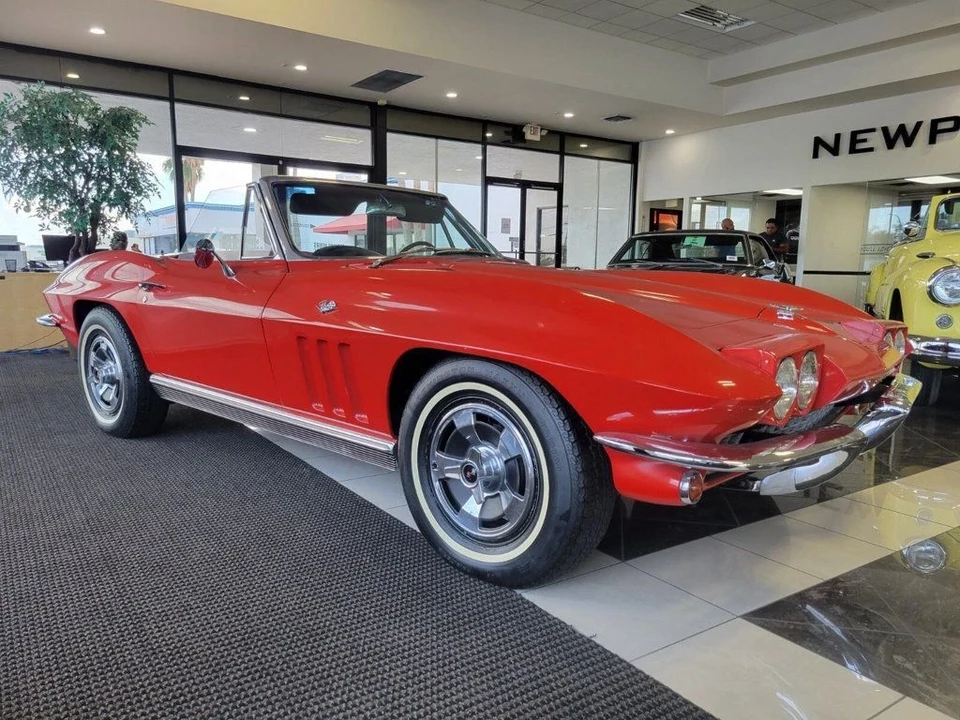 1966 Chevrolet Corvette C2 - Image 3 of 21