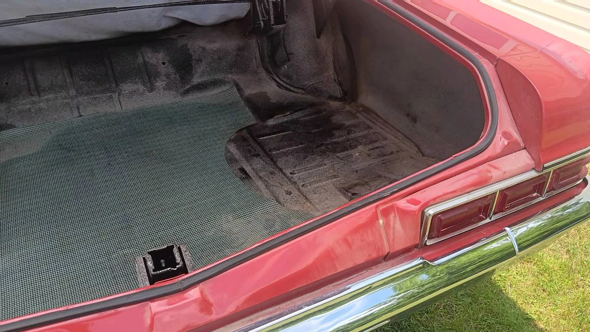 1966 Chevrolet Impala SS 4th Gen - Image 17 of 22