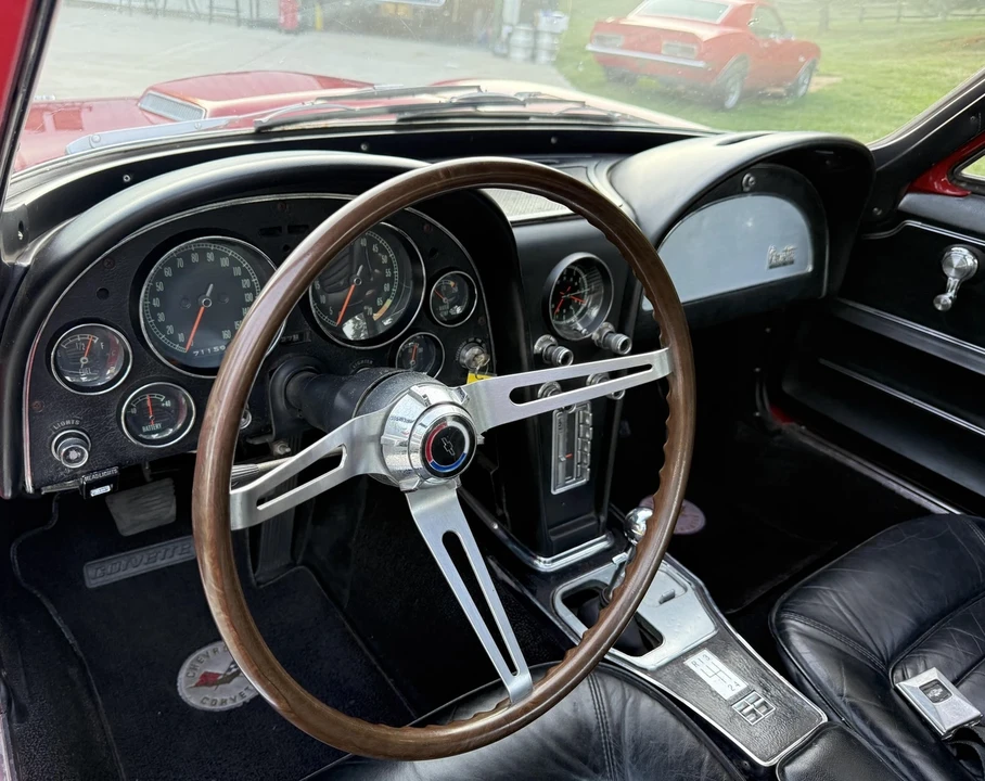 1966 Chevrolet Corvette C2 - Image 11 of 21