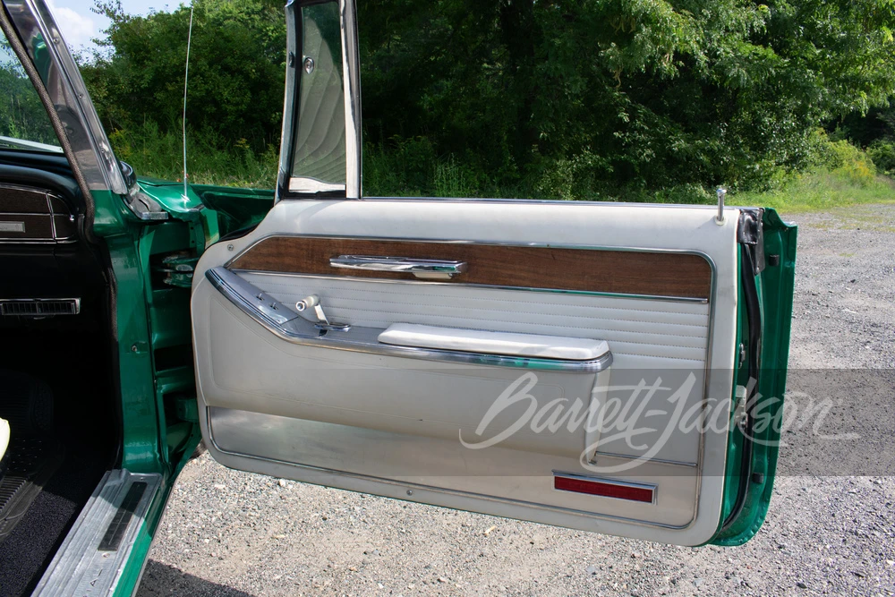 1966 Chrysler Imperial 2nd Gen - Image 16 of 31