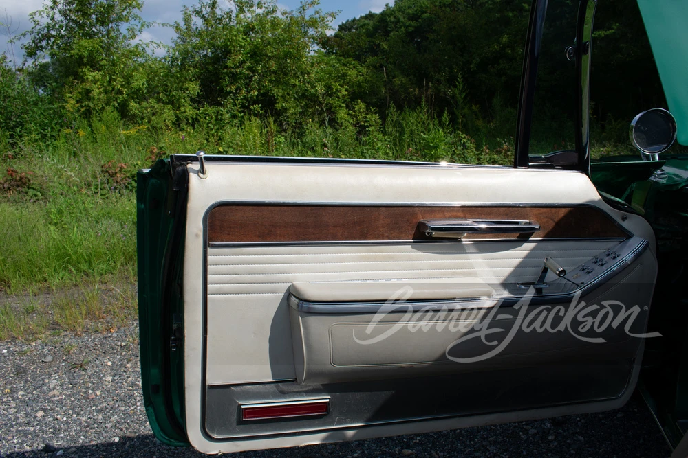1966 Chrysler Imperial 2nd Gen - Image 27 of 31