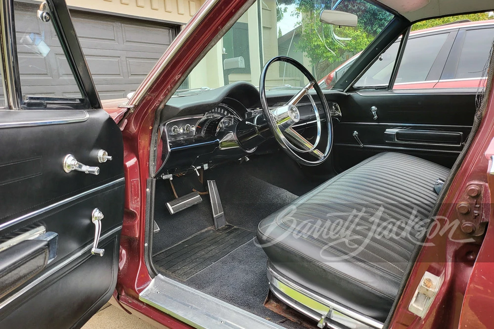 1966 Chrysler Newport - Image 4 of 5