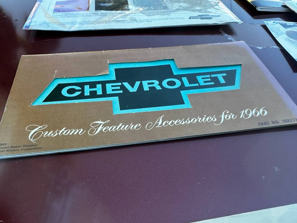 1966 Chevrolet Corvette C2 - Image 14 of 18