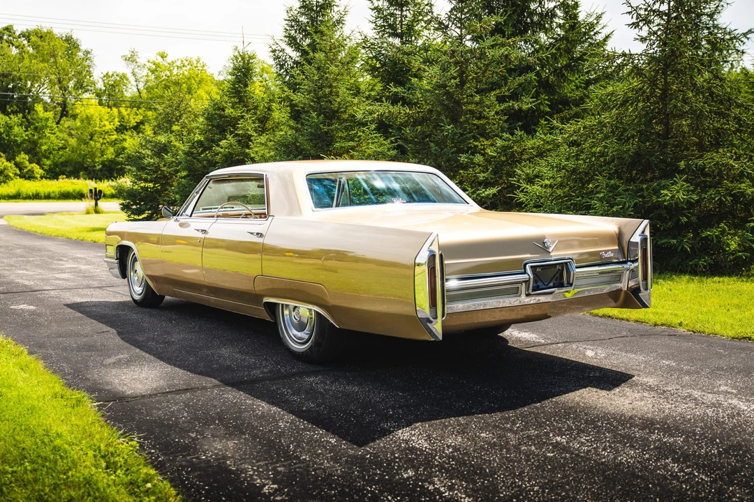 1966 Cadillac Calais - Image 10 of 31
