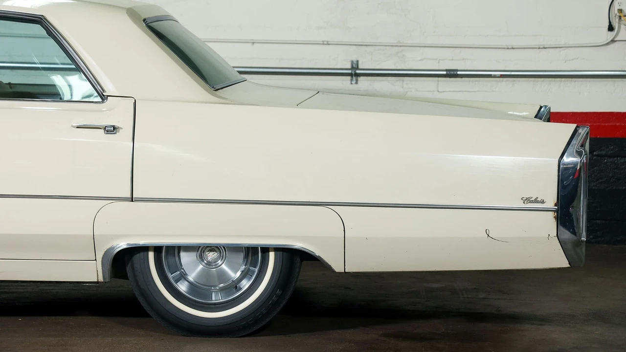 1966 Cadillac Calais - Image 17 of 31