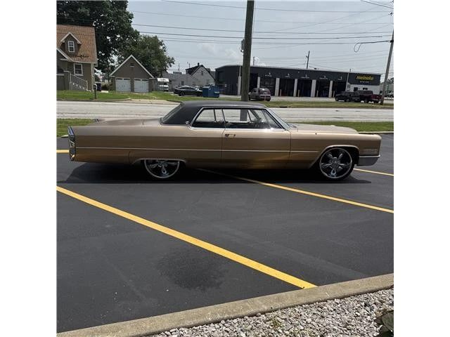 1966 Cadillac DeVille 3rd Gen - Image 6 of 21