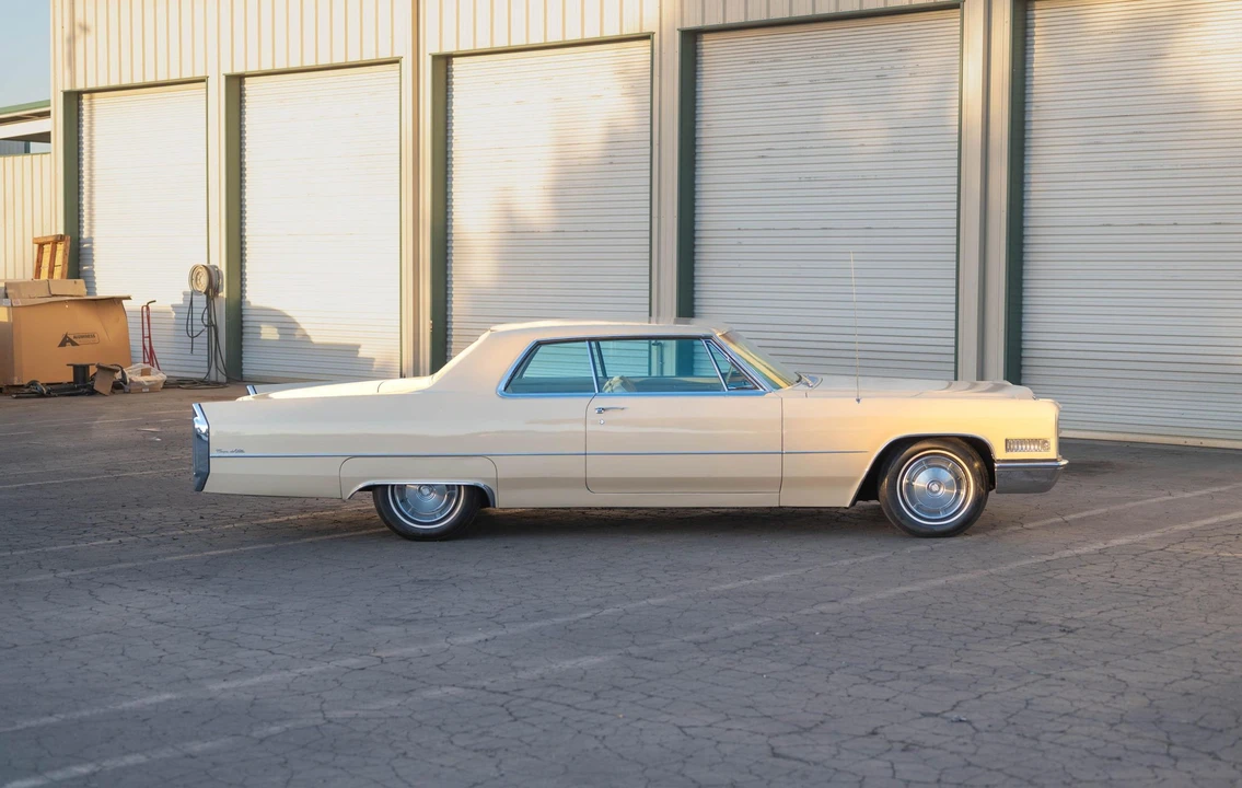 1966 Cadillac DeVille 3rd Gen - Image 8 of 31