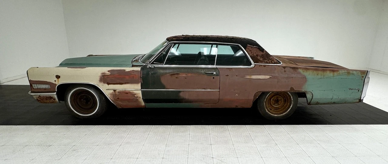 1966 Cadillac DeVille 3rd Gen - Image 2 of 21