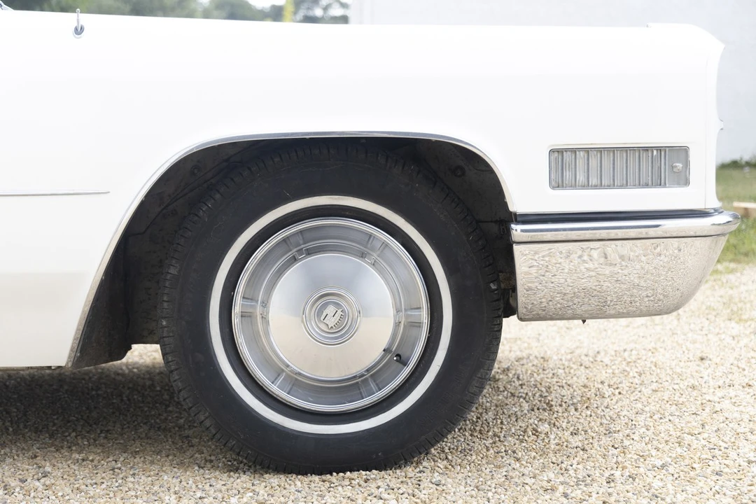 1966 Cadillac DeVille 3rd Gen - Image 21 of 30