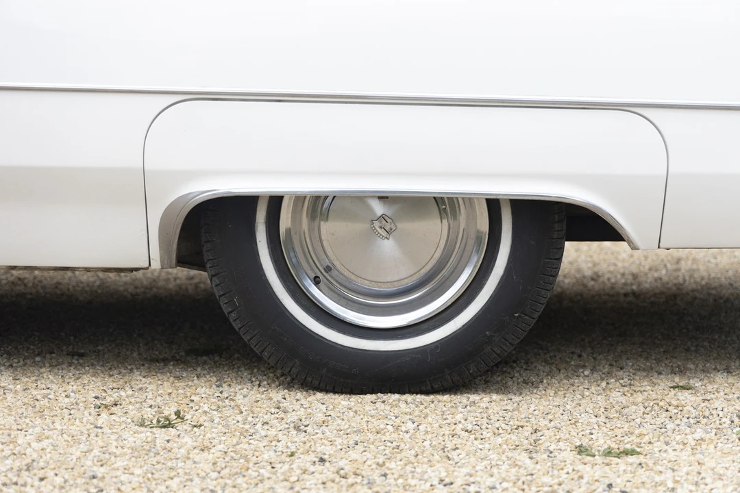 1966 Cadillac DeVille 3rd Gen - Image 19 of 30