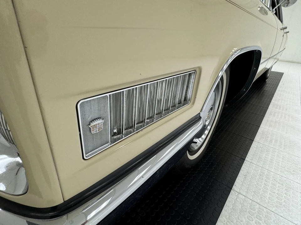 1966 Cadillac DeVille 3rd Gen - Image 12 of 21